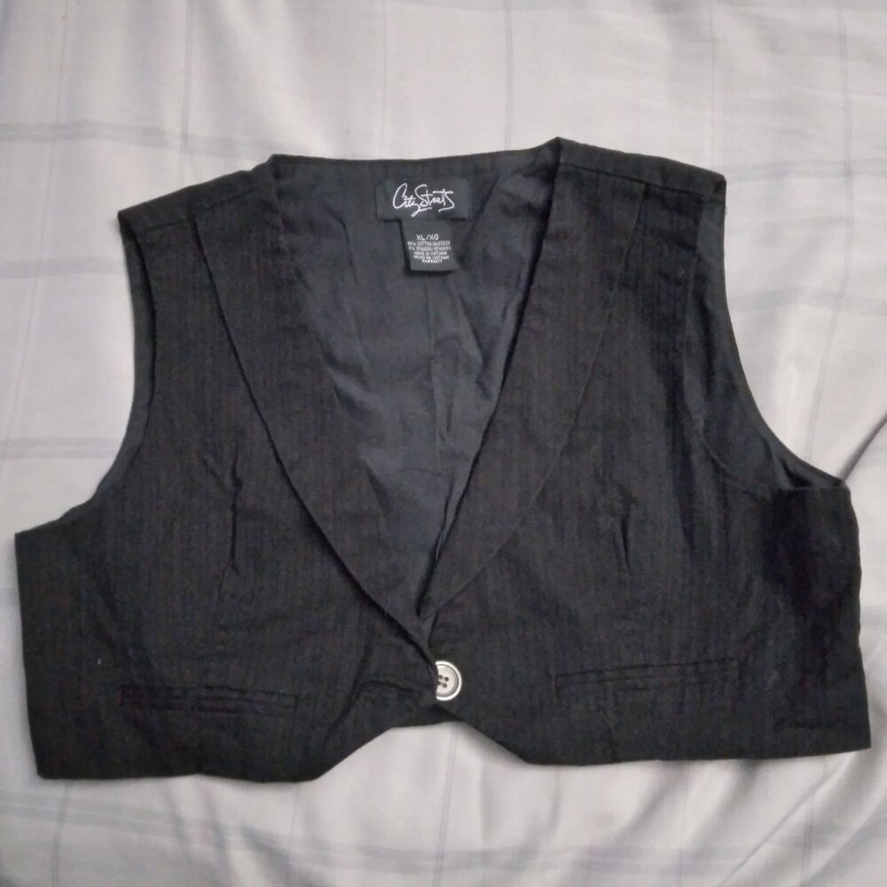 City Streets black cropped vest